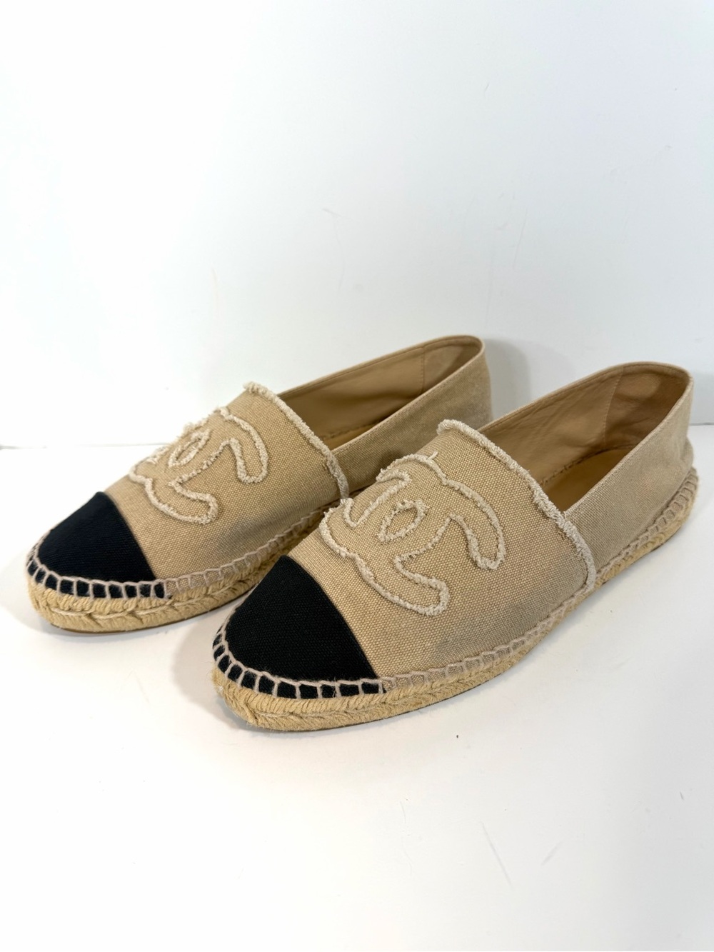 Chanel Canvas CC Logo Espadrilles - Beige & Black Cap Toe - Size 41 Us 11 - Picture 7 of 12